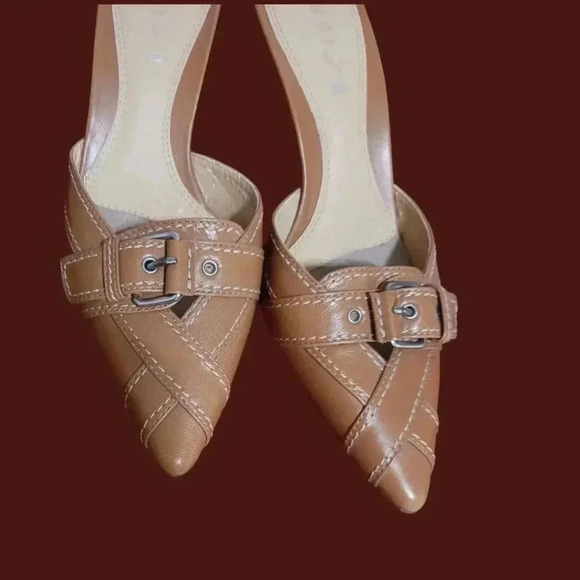 Unisa toe open back pump short kitten heels camel color size 5.5 - Picture 4 of 8